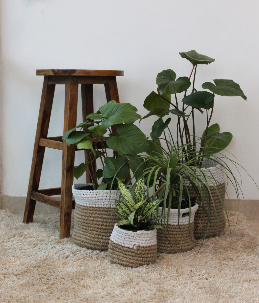 White Brown Flower Pot Basket (Set of 4)